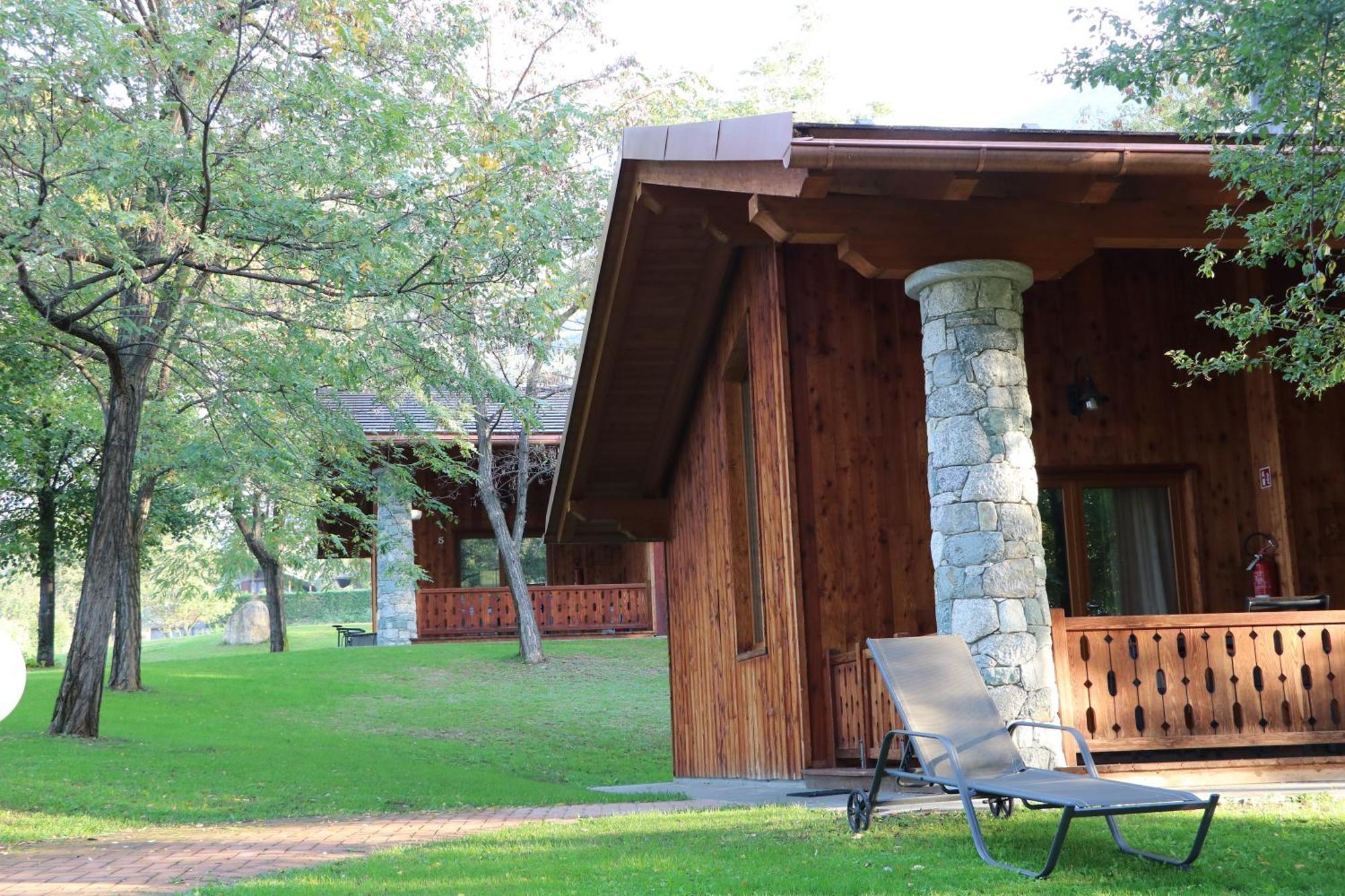 Lazy Bee Camping Village Aosta Exterior photo