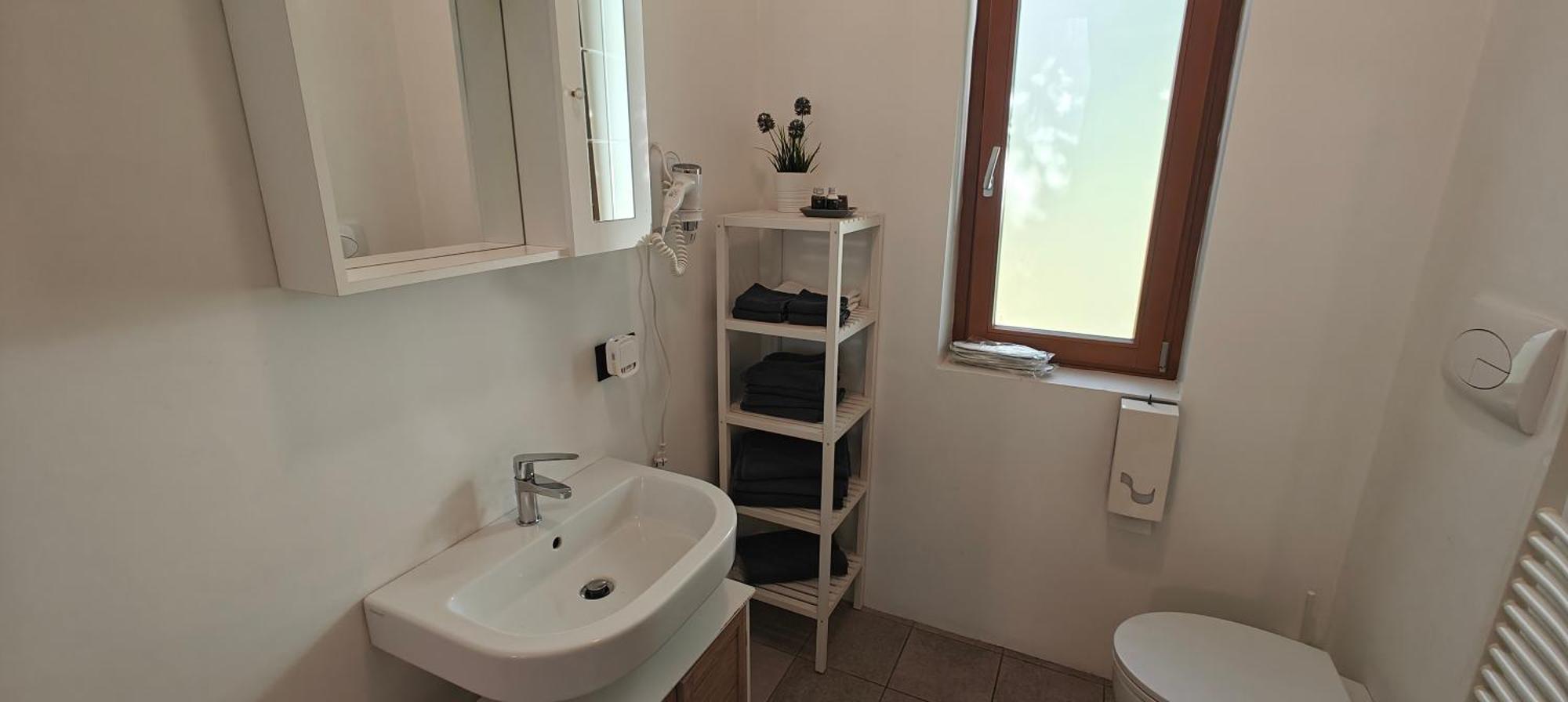 Lazy Bee Camping Village Aosta Exterior photo